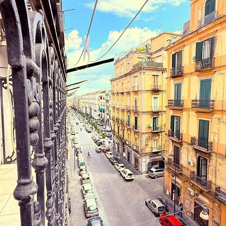 Grande & Favoloso Vicino Il Museo Madre Naples Extérieur photo